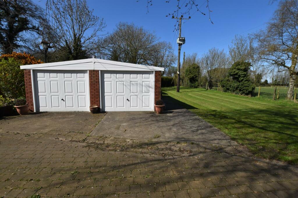 Garage.jpg