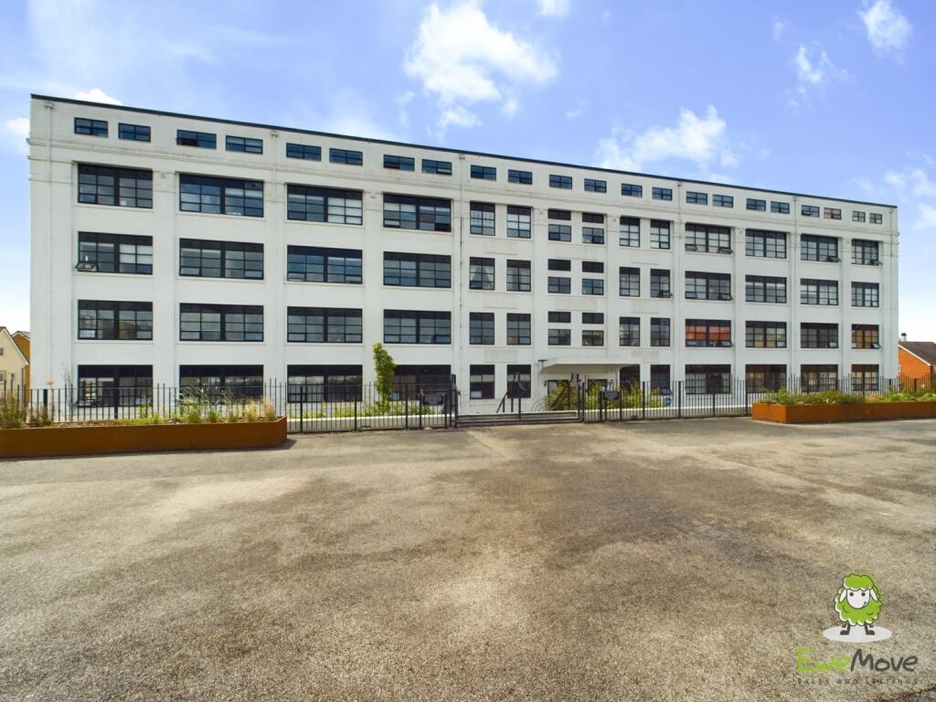 EweMove Basingstoke Estate Agents - Lilly Court - 