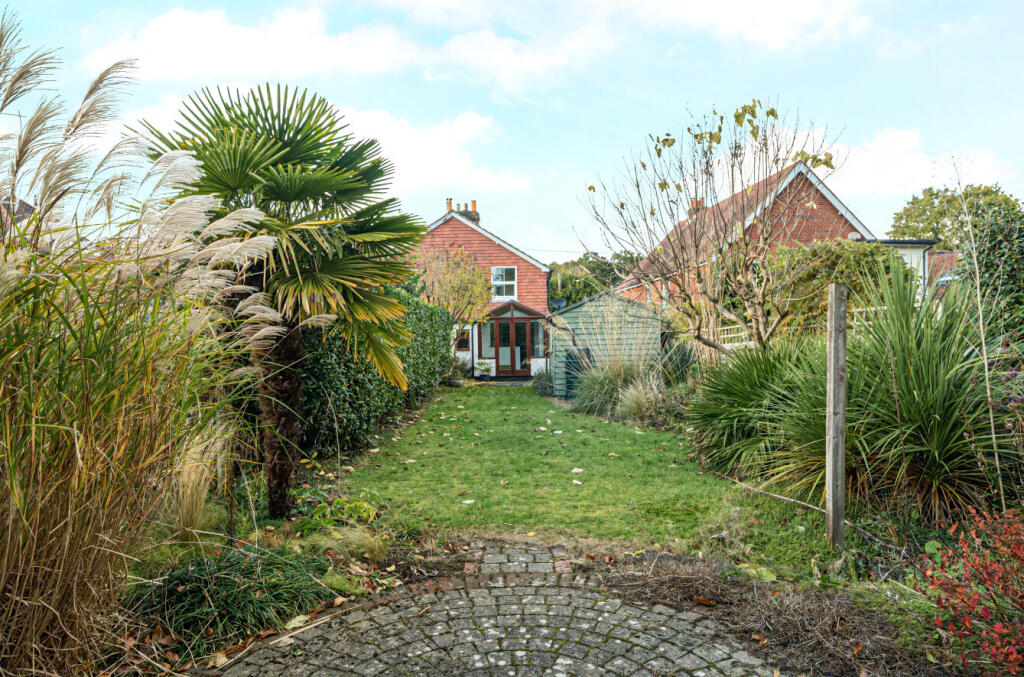 1365466-7-6900e7c...