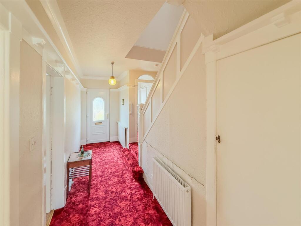 ENTRANCE HALLWAY