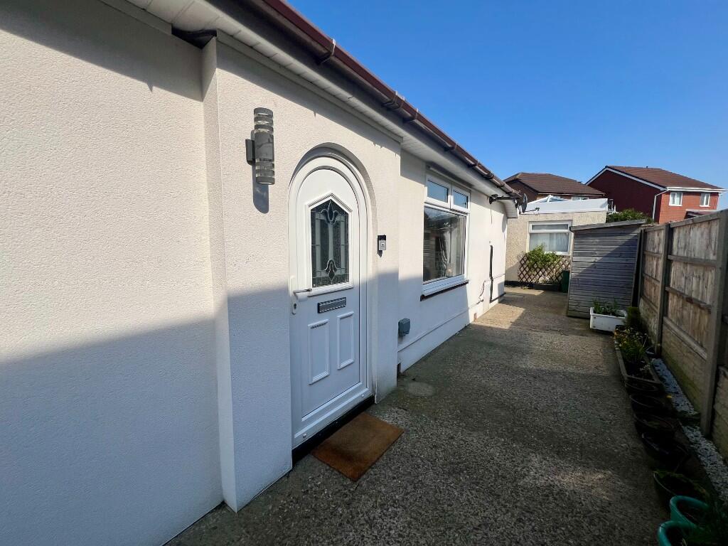 Side External 