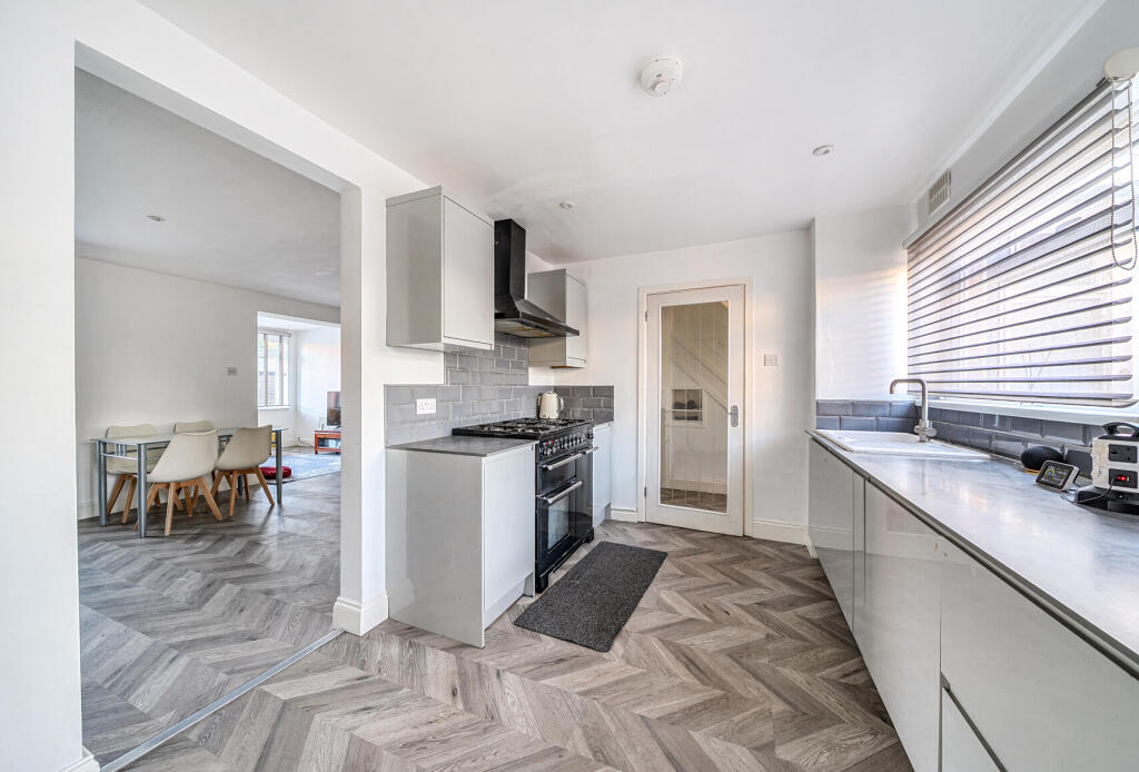 1384234-4-6920934...