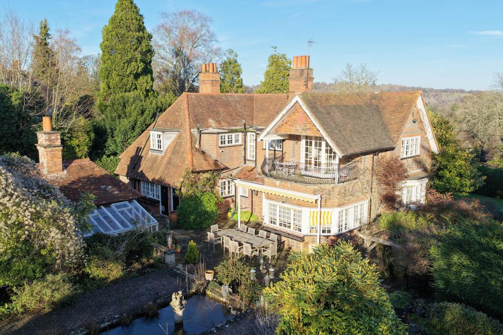 Prime location - Riverview Road, Pangbourne