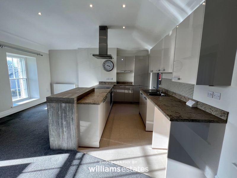Kitchen/ Livin...