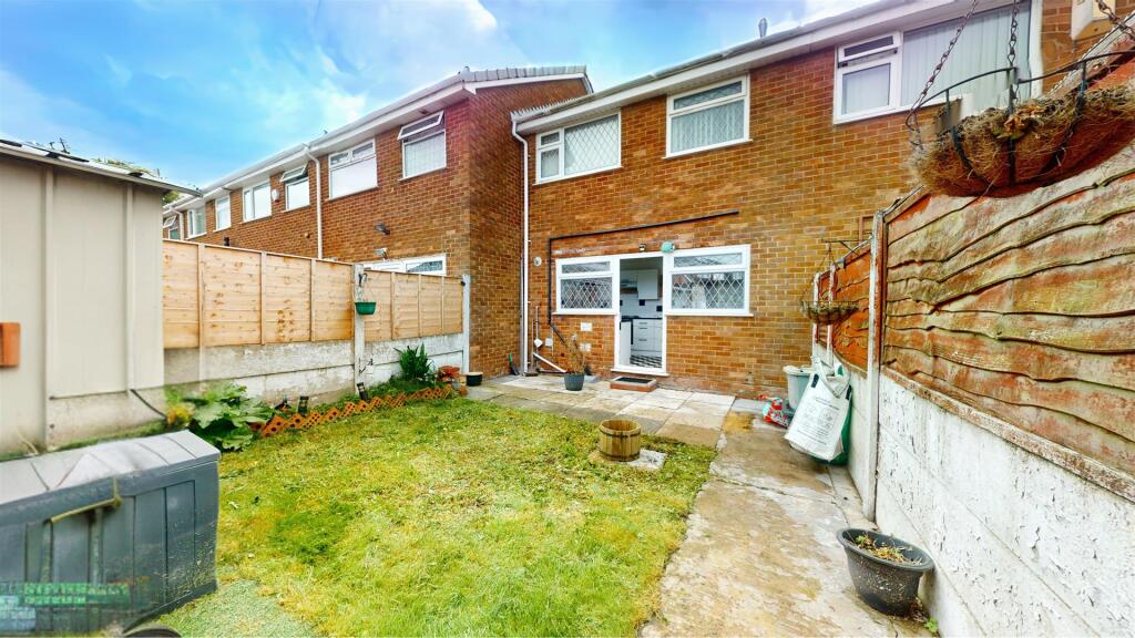 Poynter Street Rear Garden