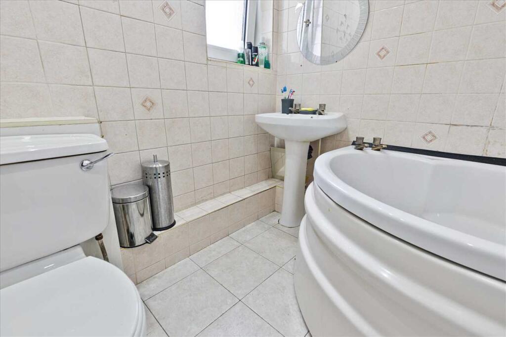 Bathroom (1)