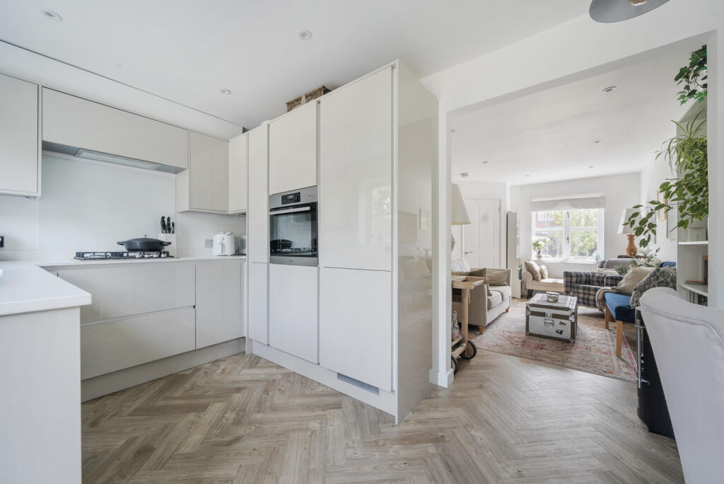 1299152-16-68385b...