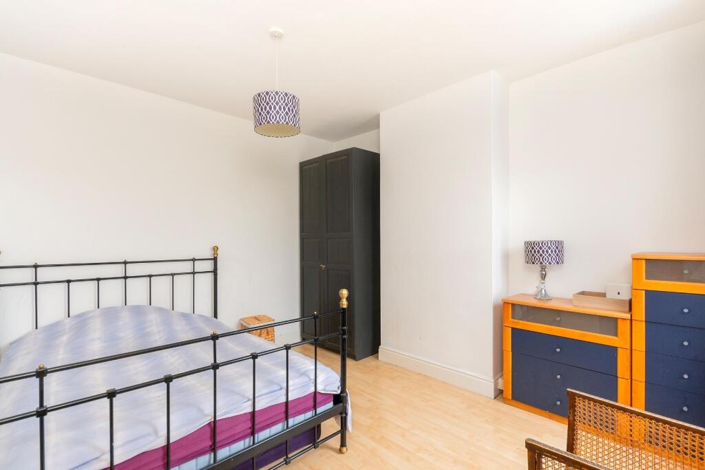 2W4RKE - Bedroom E.jpg