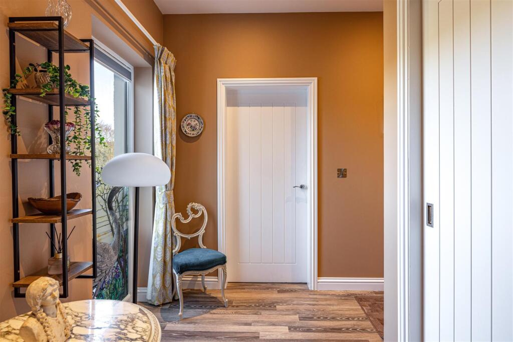 14 Westgrove Apartments Melrose 08.JPG