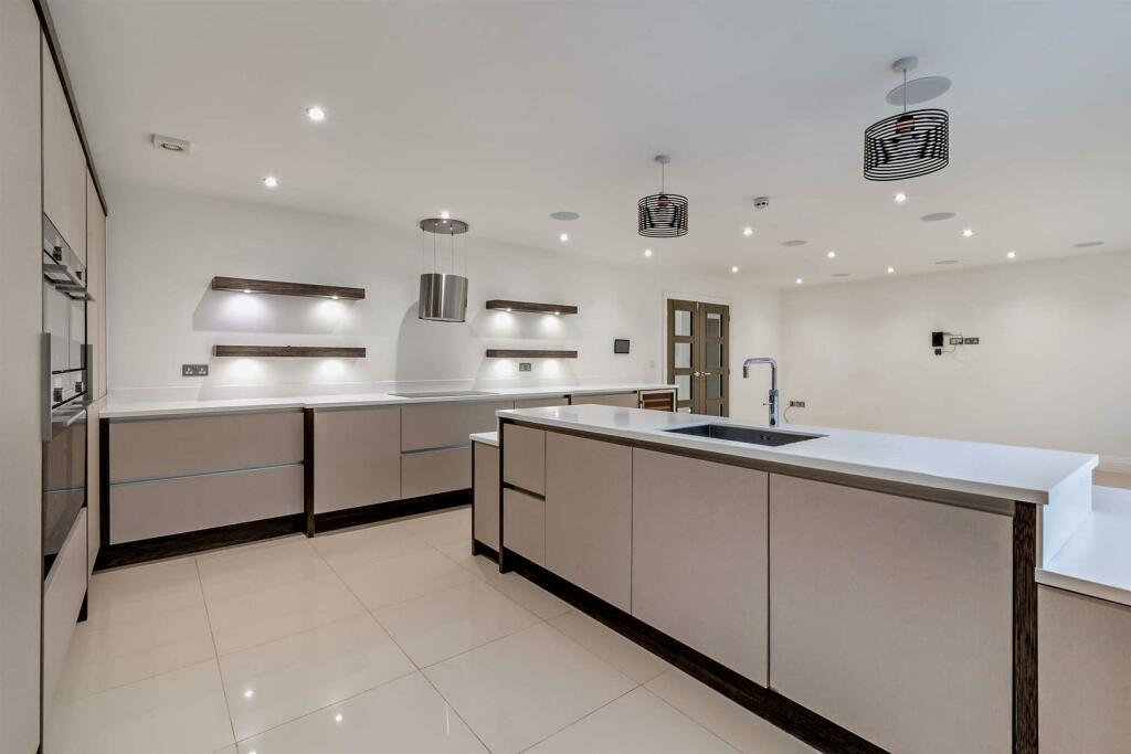 8629922-interior42-800.jpg
