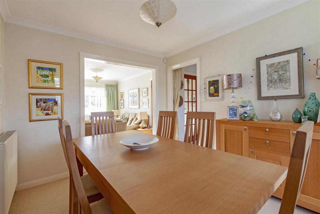 Dining Room-3.jpg