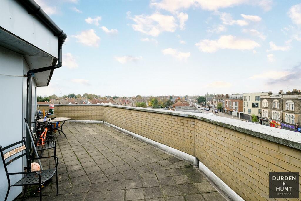 Montague House-20_web.jpg