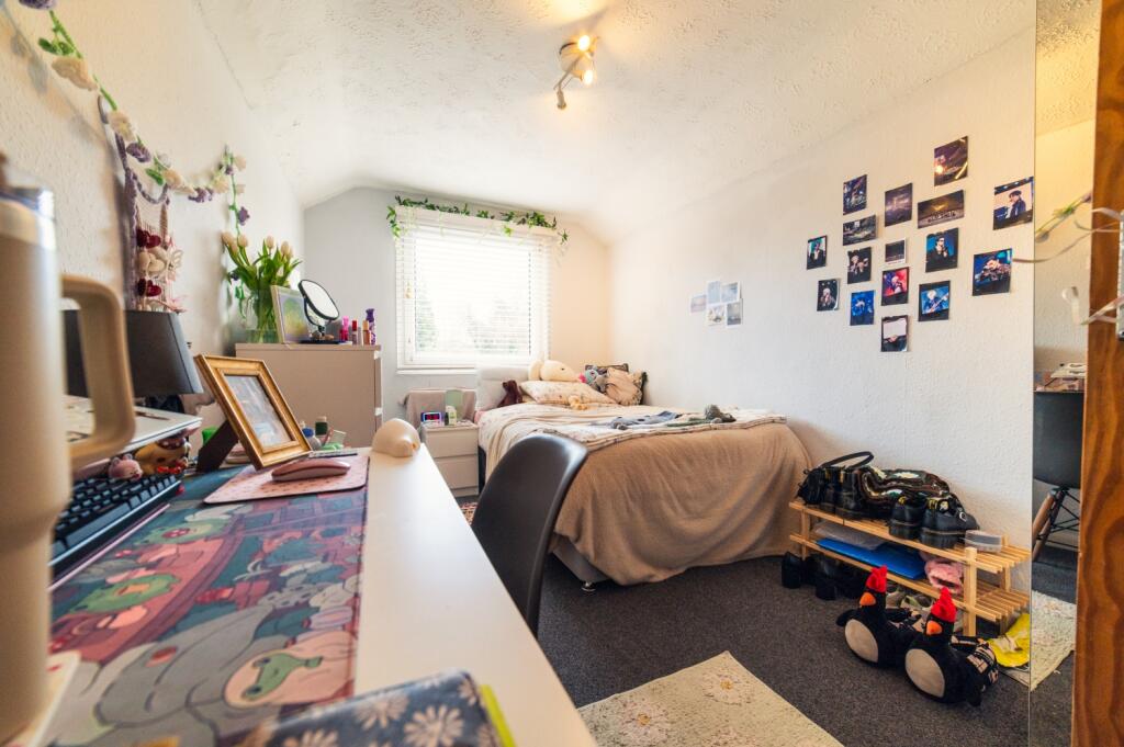 Call 02920 454555 to secure your viewing_7