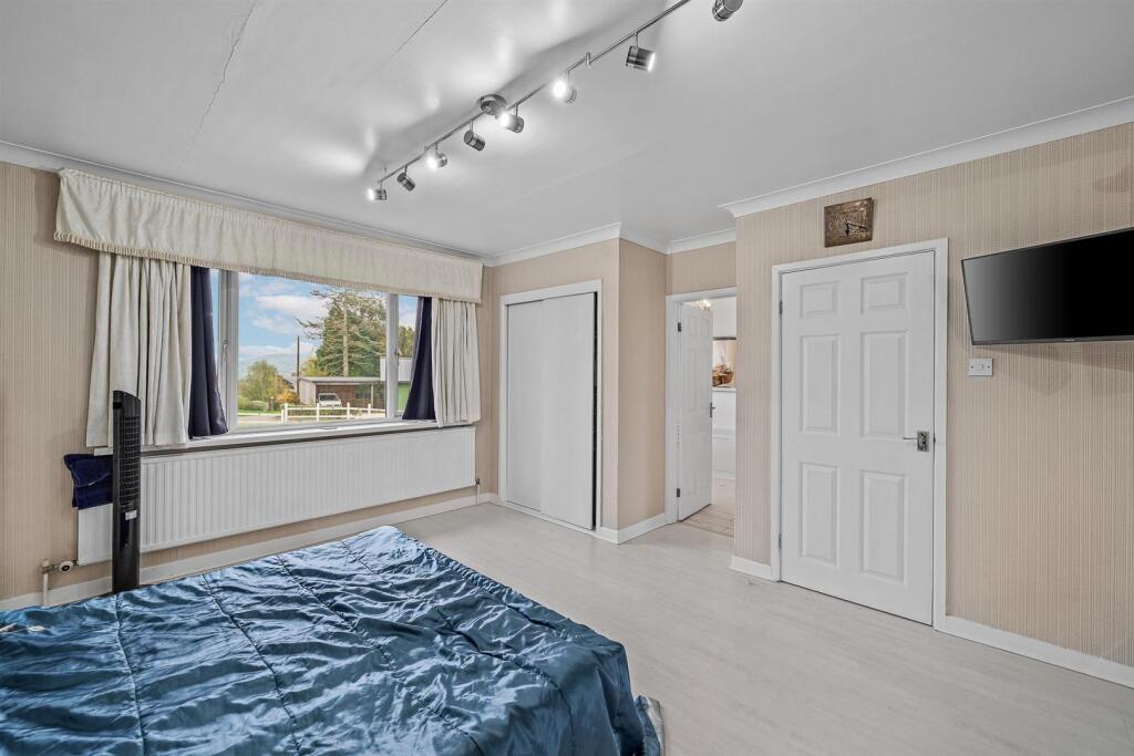 1 Parc Close-22.jpg