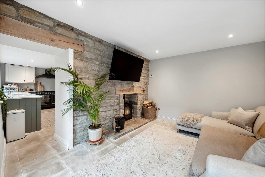 SITTING ROOM 1
