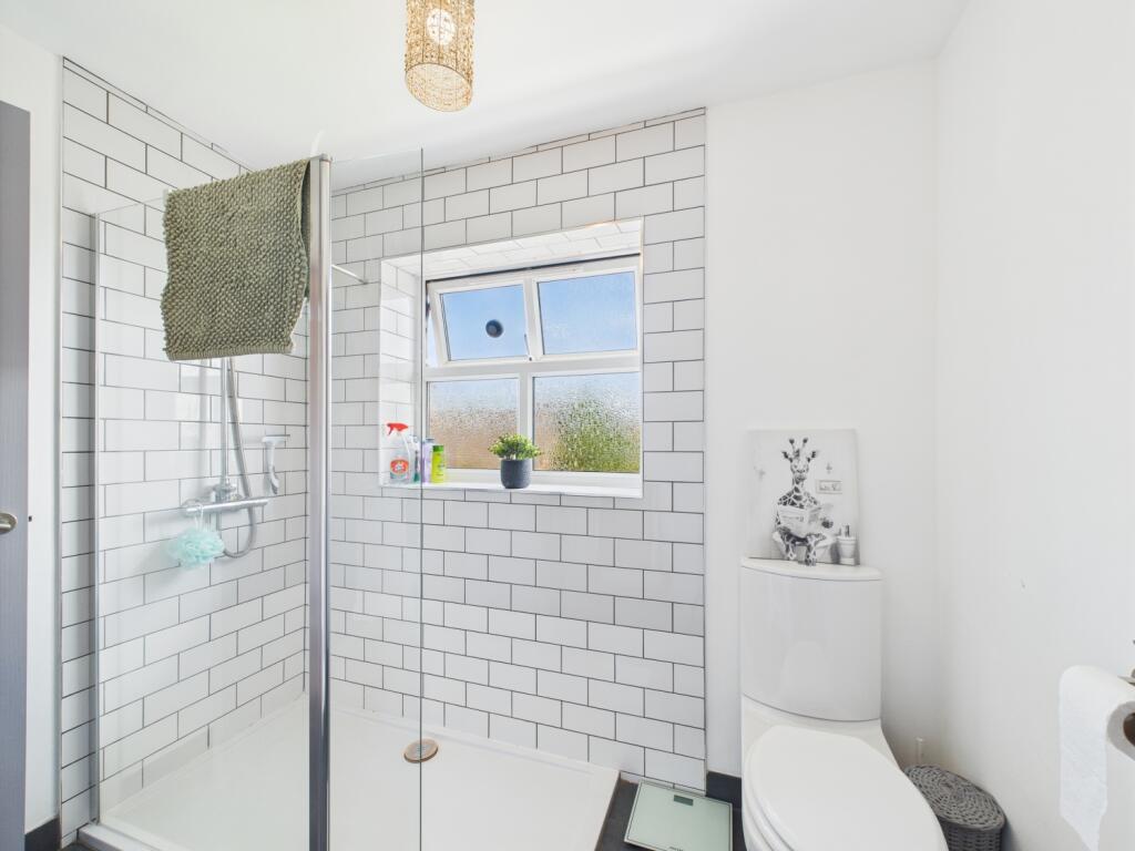 CAM02023G0-PR0161-STILL048