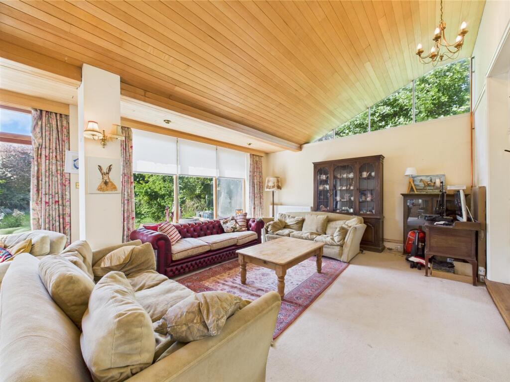 Lounge: