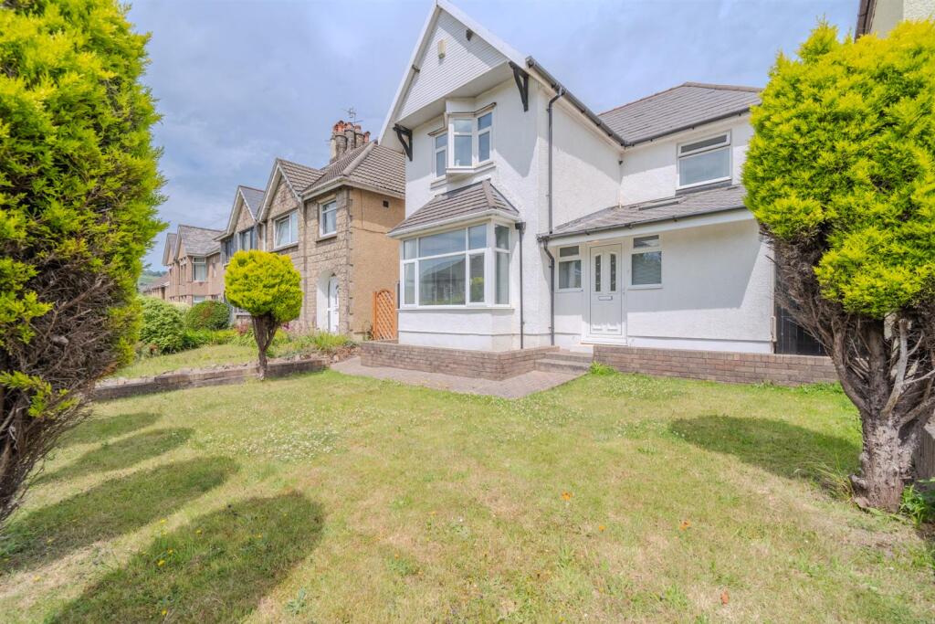 194 The Highway-42.jpg