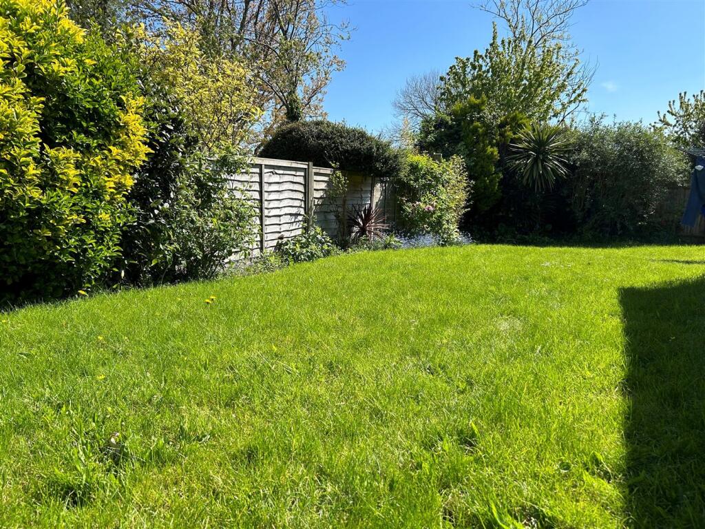 Nevill Avenue 56 Garden.jpg