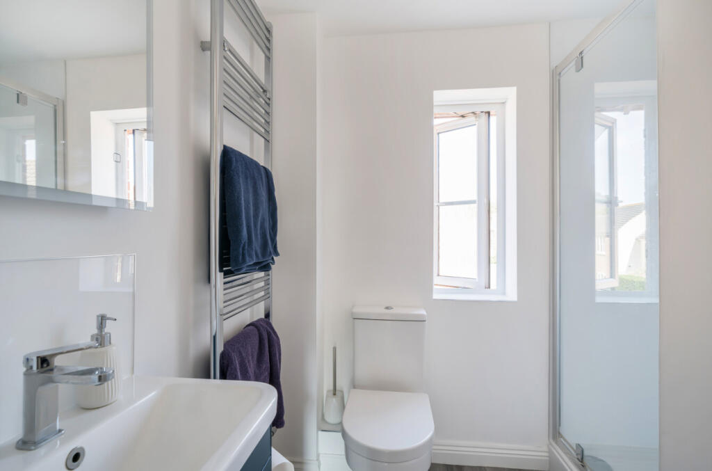 1328168-22-6899d6...