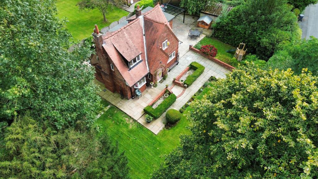 dji_fly_20250906_11358 pm_292_1757161431381_photo_