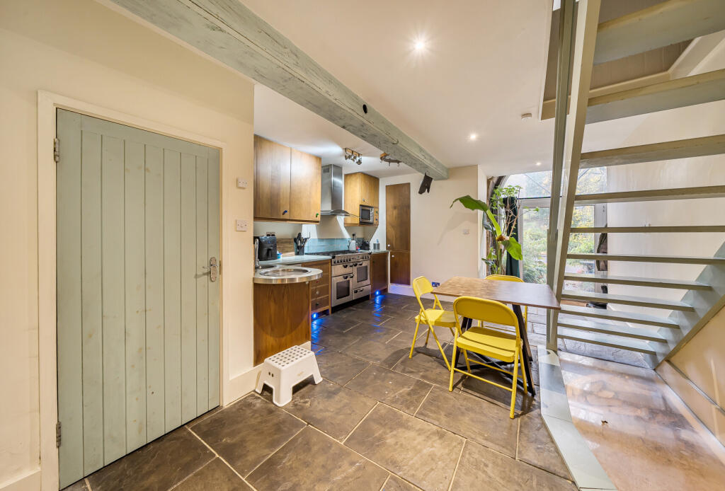 1372510-23-6911ef...