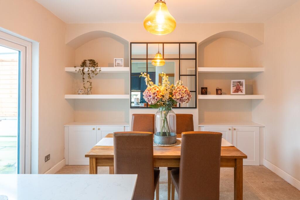 Glasllwch Crescent-27