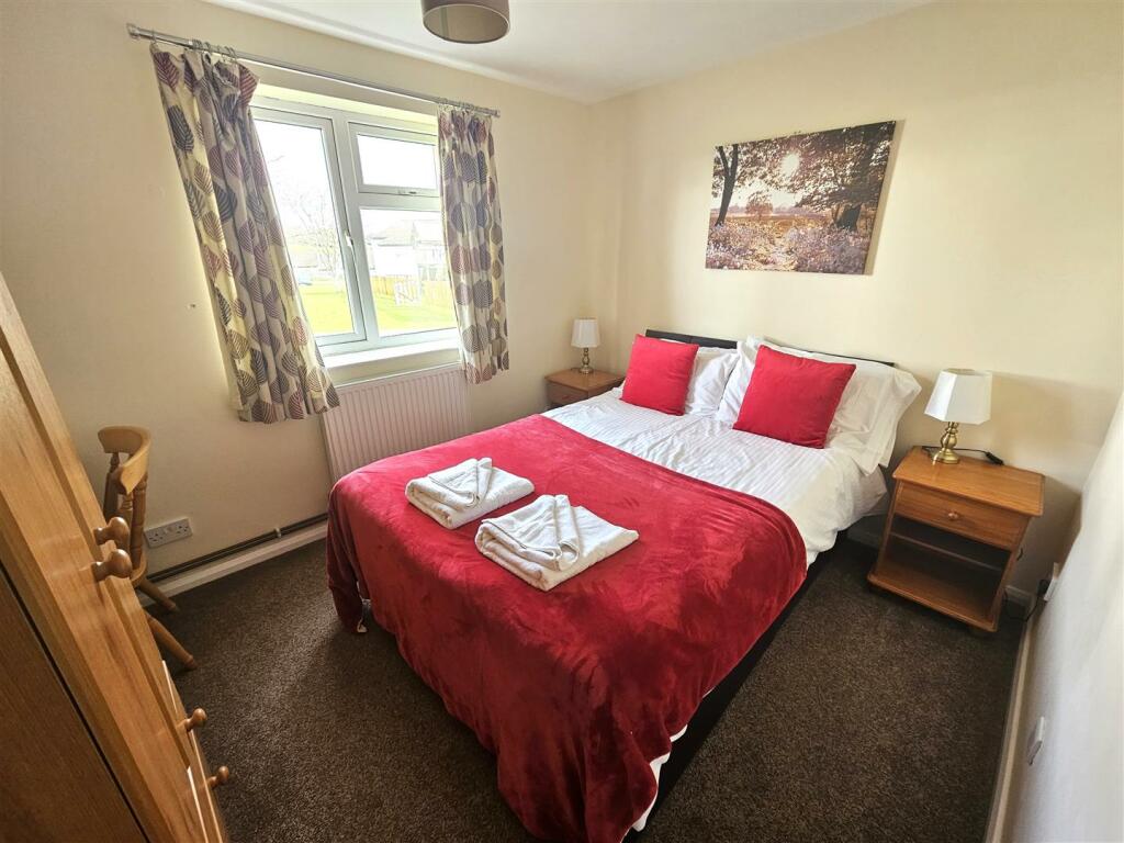 Bedroom 4.jpg