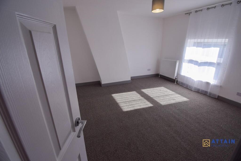 Bedroom 4.jpg