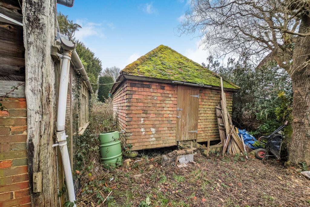 Lower Birtley, Grayswood Road, Surrey, GU27 2DL
