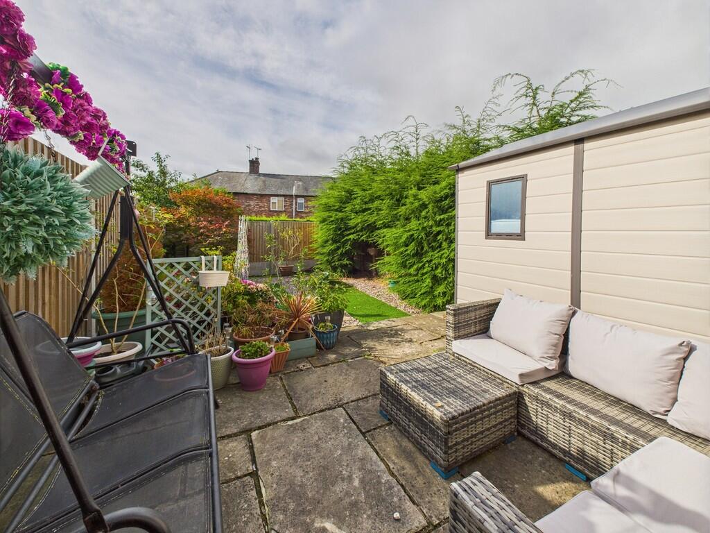 CAM02854G0-PR0427...