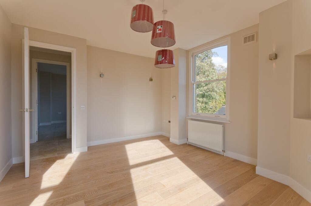 Flat 1 Thickett T...