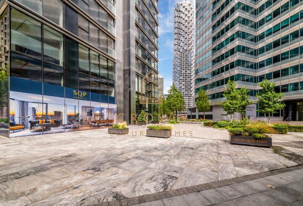 Hampton Tower, 104062 (16).jpg