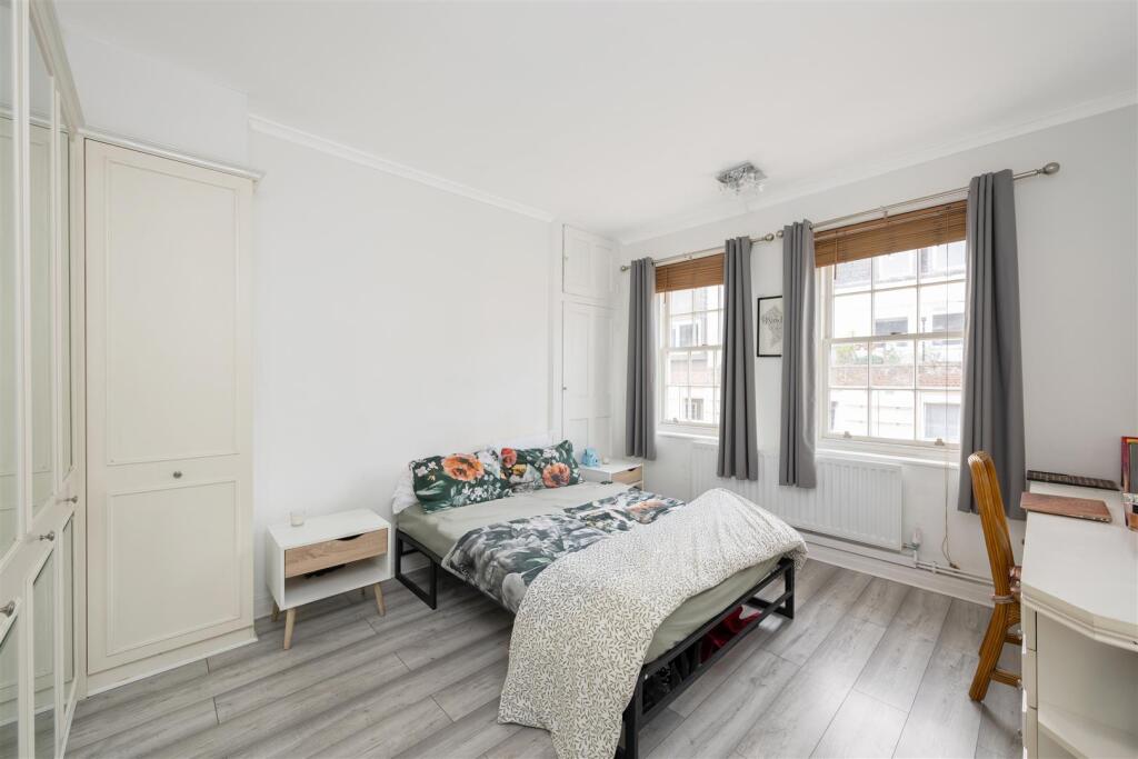 32 Middleton House Hi-6.jpg