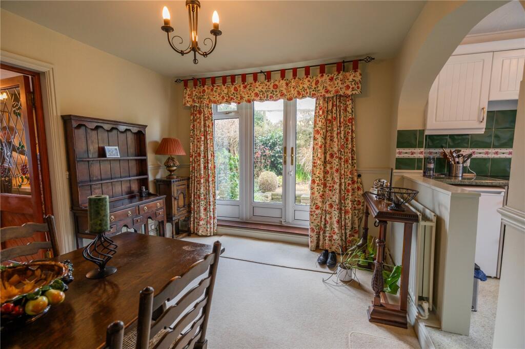 Dining Room (2)