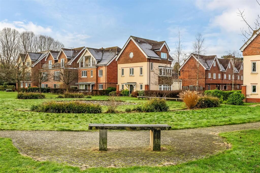 13-Mulberry-Way-11.jpg