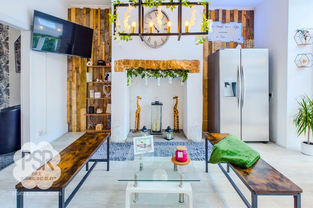 Kitchen Diner / Snug