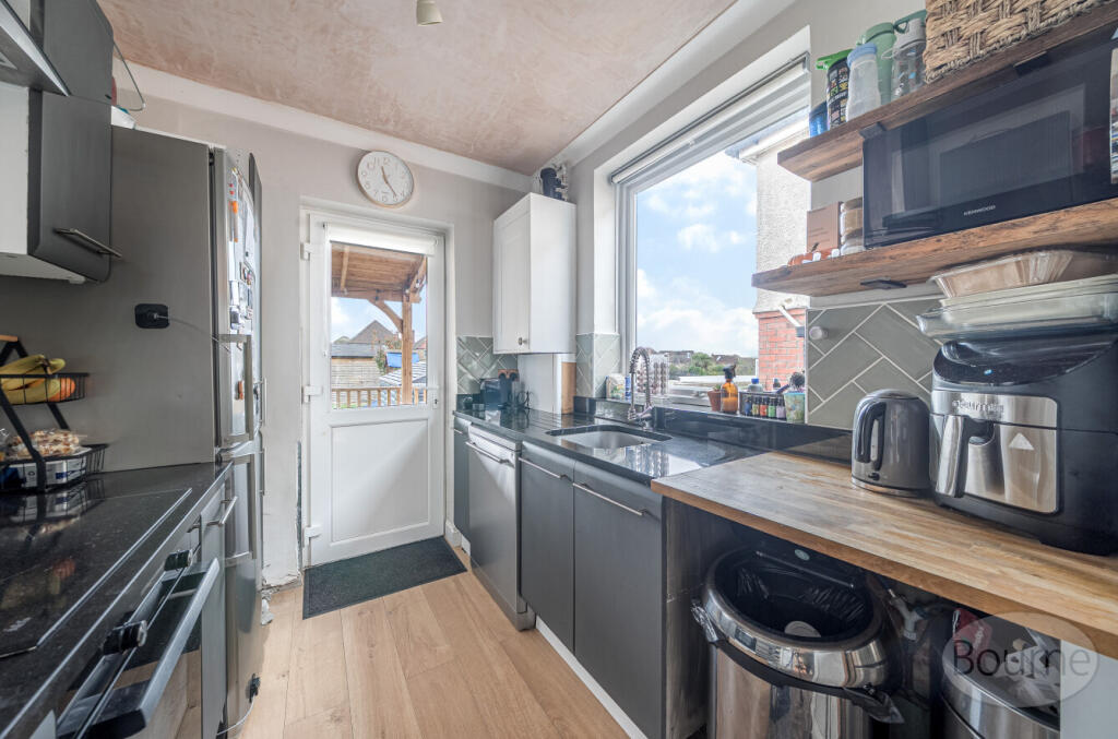 9f75829b-1b98-4a4...