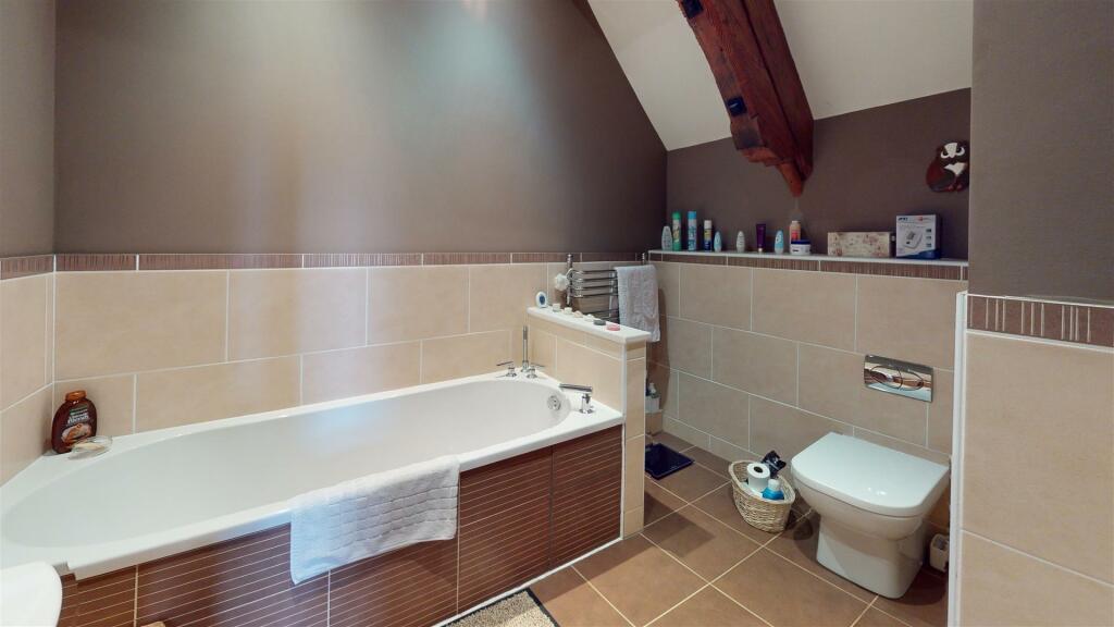 23-Regent-Road-Bathroom.jpg