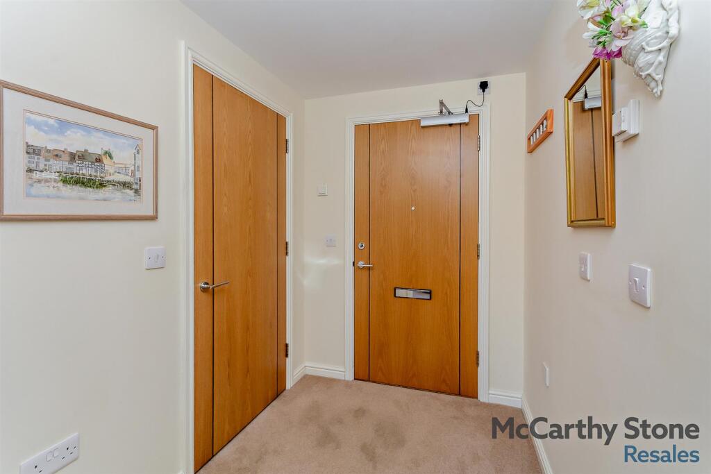 8659713-interior06-800.jpg