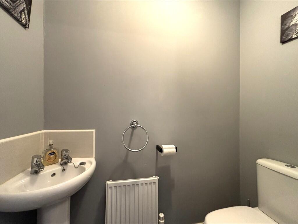 processed-9E7ADB7...