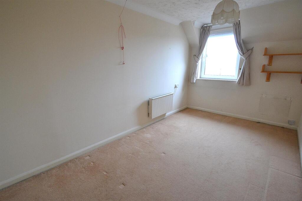 35SOUTHDOWNBED2.JPG