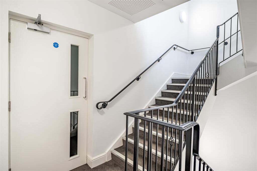 Stairway to apartment