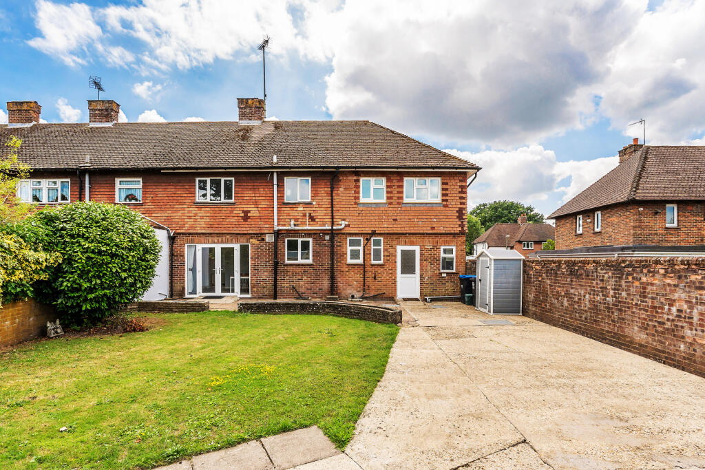 31-Pollards-Oak-Road-4