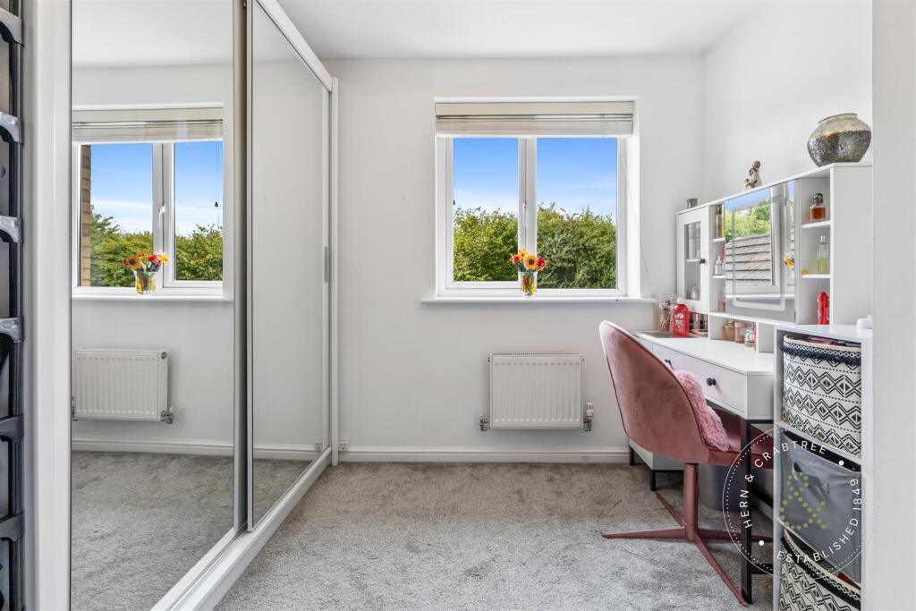 Long Heath Close, Hern Crabtree (37).jpg