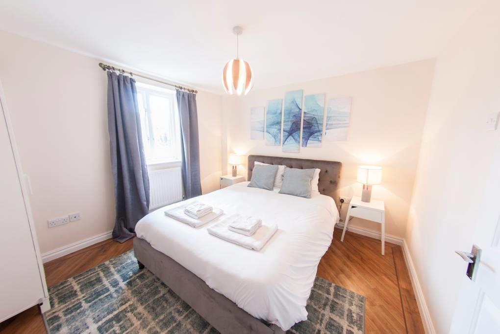 Master Bedroom .jpg