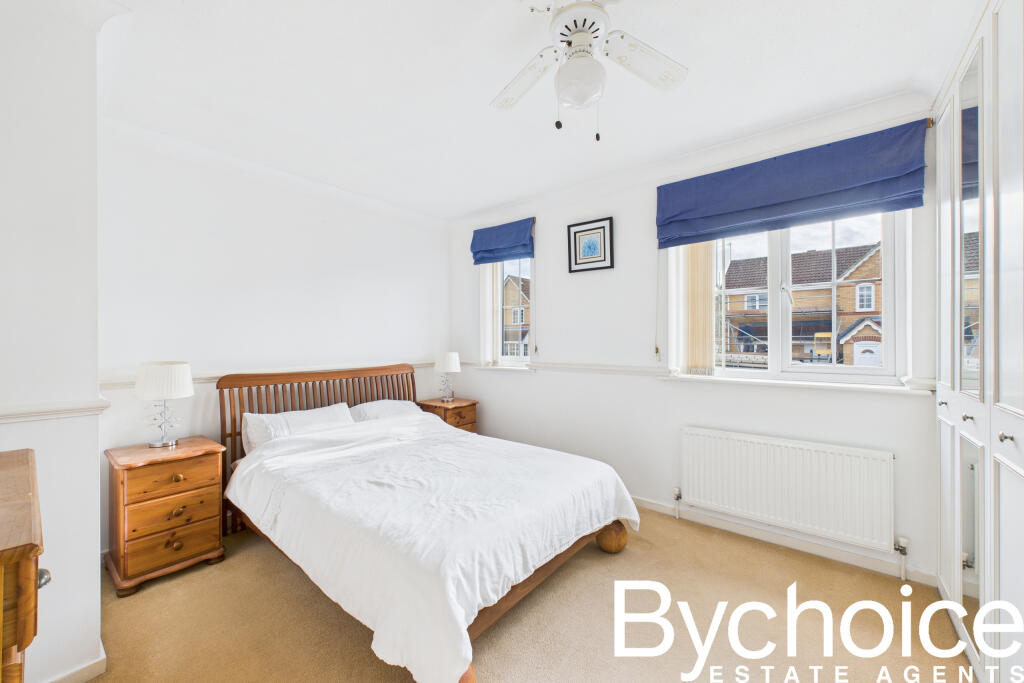 CAM05454G0-PR0069-STILL014