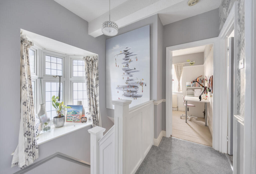 1356169-19-68ce7a...