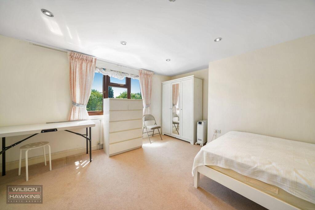 16 Greenford Road - MyD7oztAoJuQB98i5lxP.jpg