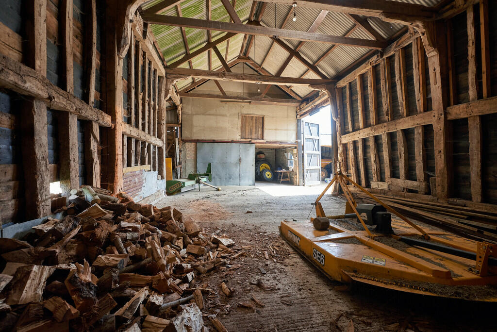 Barn 2